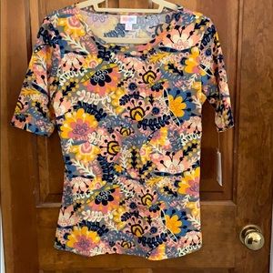 NWT LuLaRoe Medium Gigi Pink/Blue/Gold/Ivory